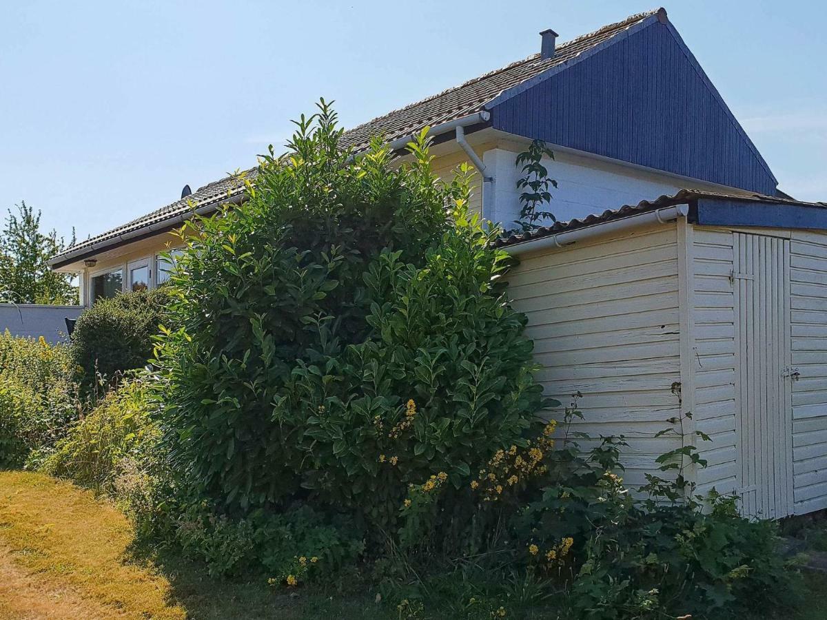 4 Person Holiday Home In Augustenborg Asserballeskov Εξωτερικό φωτογραφία